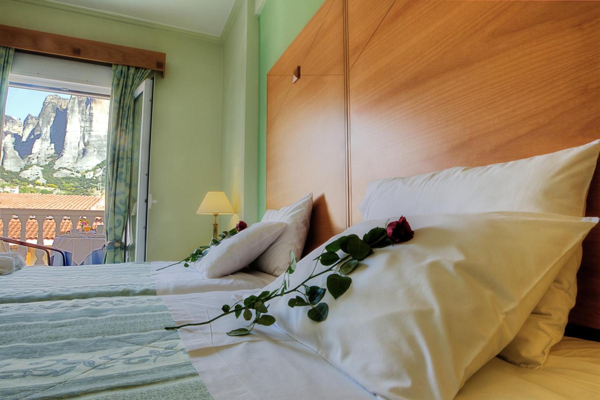 Hotel Kaikis Kalampáka Buitenkant foto